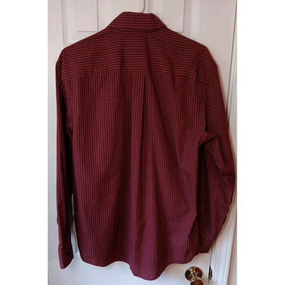 Men's VanHeusen Medium Button Up Long Sleeve Shirt No Iron - Picture 3 of 6